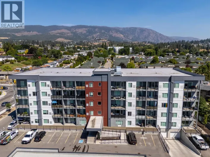 2345 Butt Road Unit# 415, West Kelowna