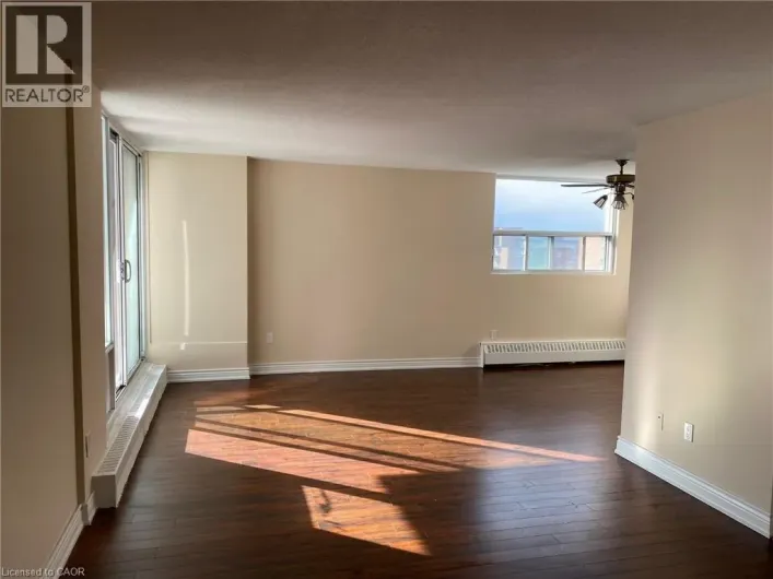 2345 CONFEDERATION Parkway Unit# 1103, Mississauga