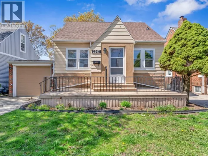 2347 TOURANGEAU ROAD, Windsor