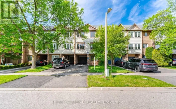 2349 STRAWFIELD COURT, Oakville