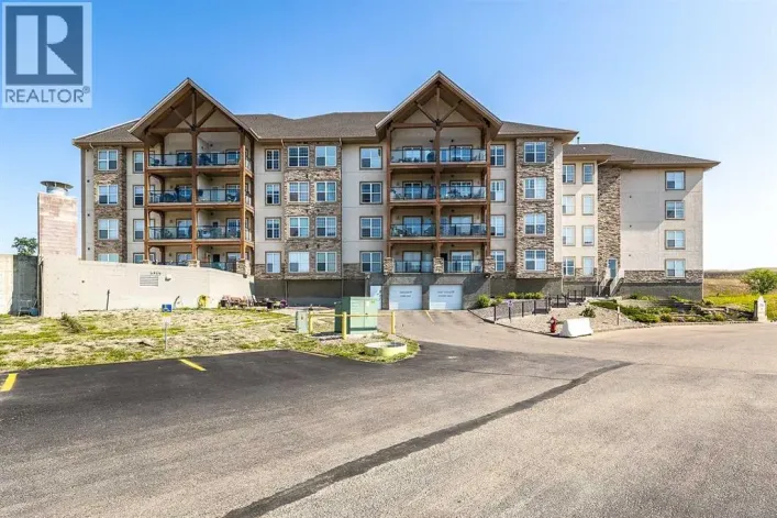 235, 201 River Ridge Drive NW, Medicine Hat