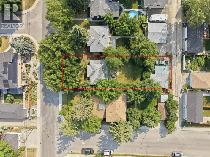 235 32 Avenue NW, Calgary