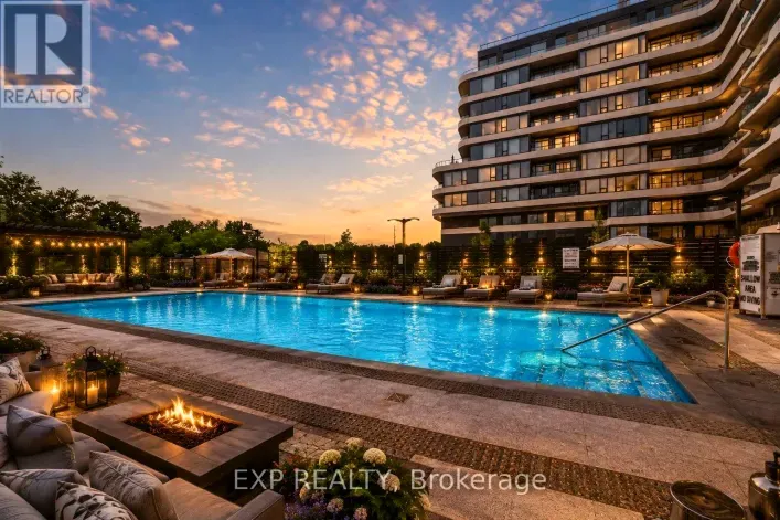 235 - 8188 YONGE STREET, Vaughan