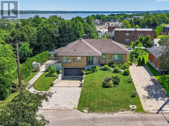 235 BROADVIEW DRIVE, Pembroke