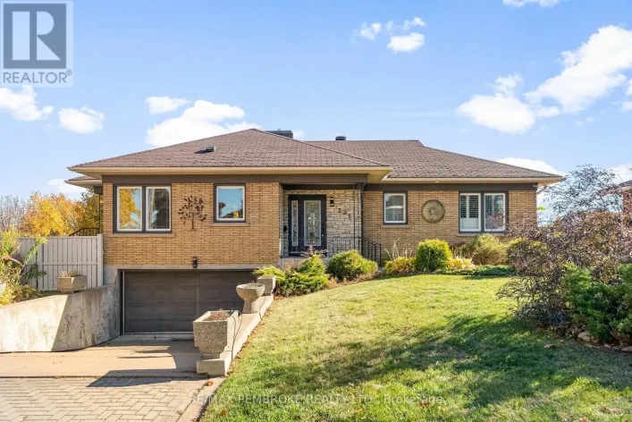 235 BROADVIEW DRIVE, Pembroke