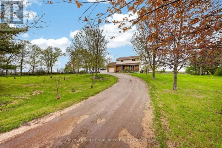 235 EAST HUNGERFORD ROAD, Tweed)