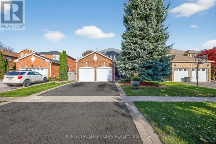 235 ELMAN CRESCENT, Newmarket