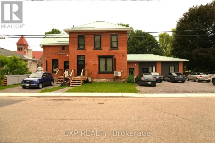 235 JAMES STREET W, Prescott