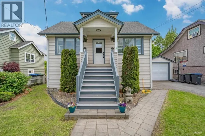 235 PEMBINA STREET, New Westminster