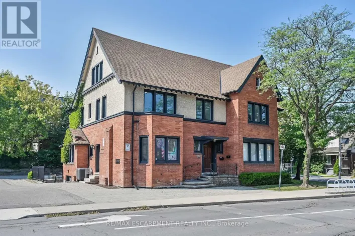 235 QUEEN STREET S, Hamilton