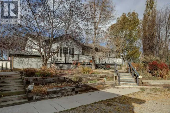 235006 Highway 817, Rural Wheatland County