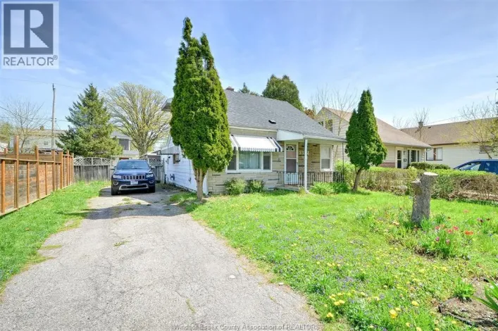 2354 Highland AVENUE, Windsor