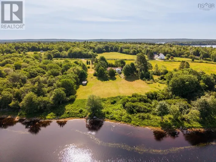 2357 Highway 203 East Kemptville, East Kemptville