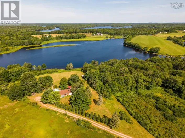 2357 Highway 203 East Kemptville, East Kemptville