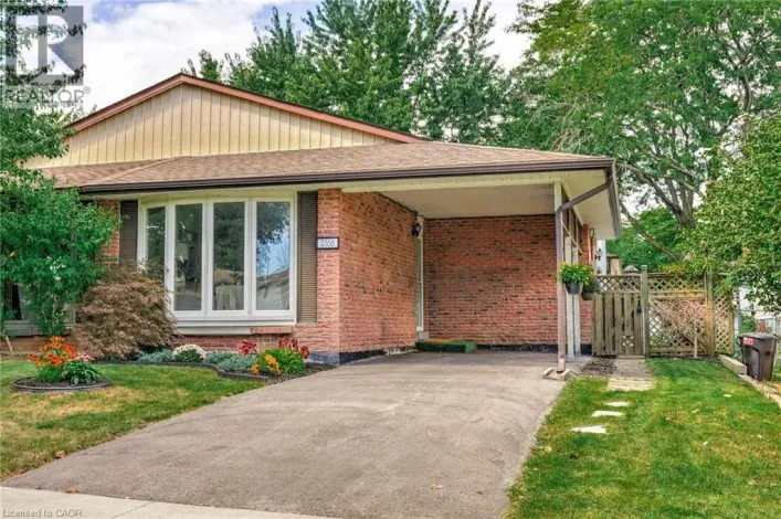 2358 GREENBANK Trail, Burlington