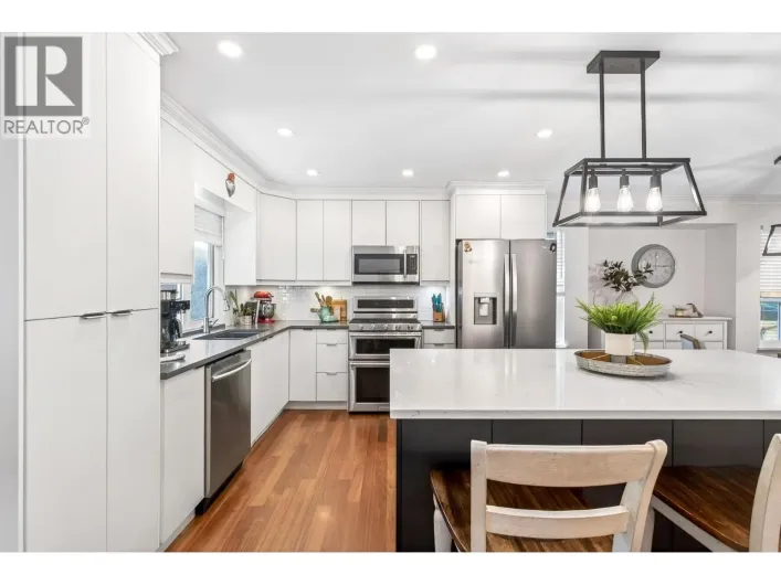 23594 108 AVENUE, Maple Ridge
