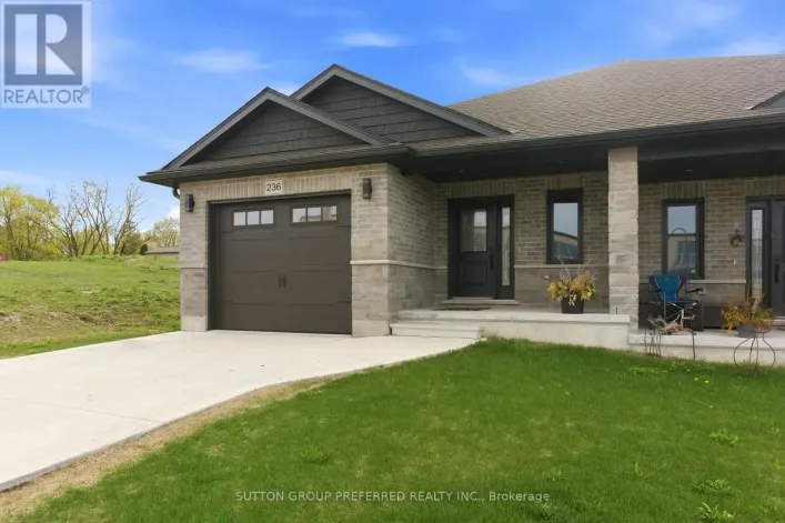 236 BEECH STREET, Central Huron