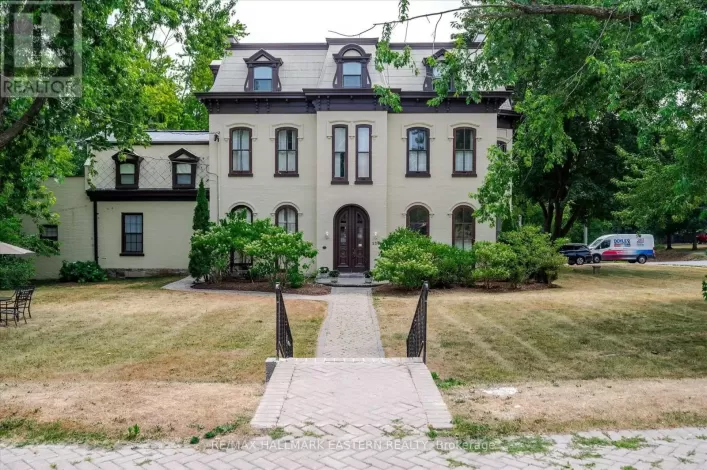 236 BURNHAM STREET, Peterborough