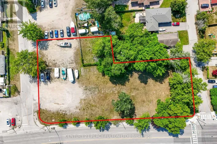 236 CAMERON CRESCENT, Georgina