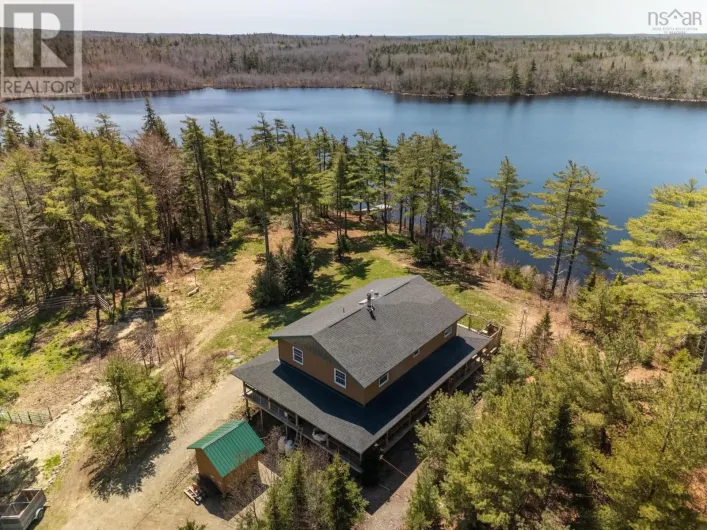 236 Canoe Lake Estates Road, East Quinan