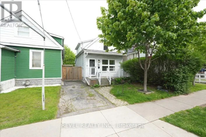 236 COPE STREET, Hamilton