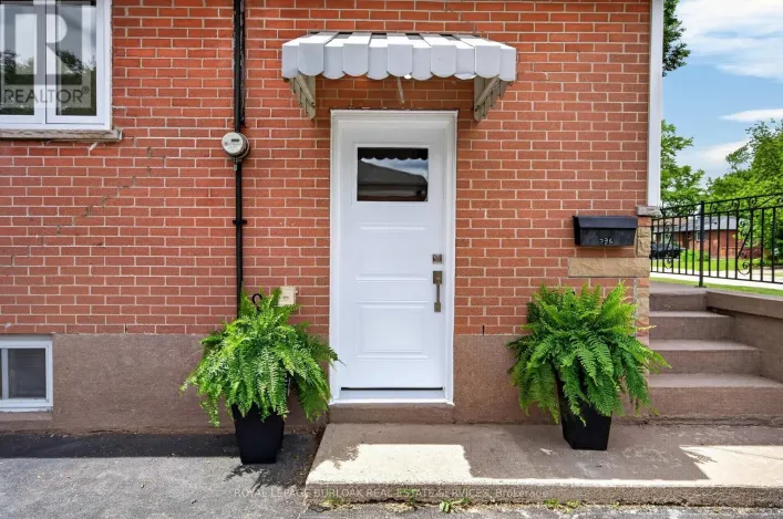 236 HAMMERSMITH COURT, Burlington