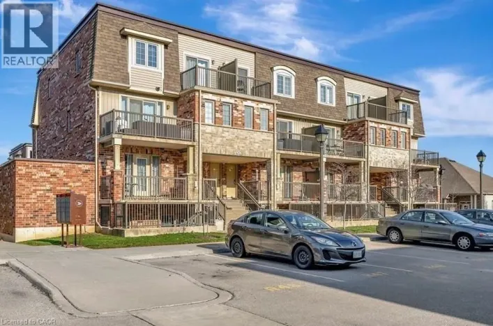 236 RACHEL Crescent Unit# E, Kitchener