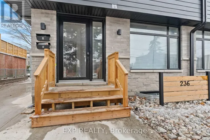 236 WOODROFFE AVENUE, Ottawa