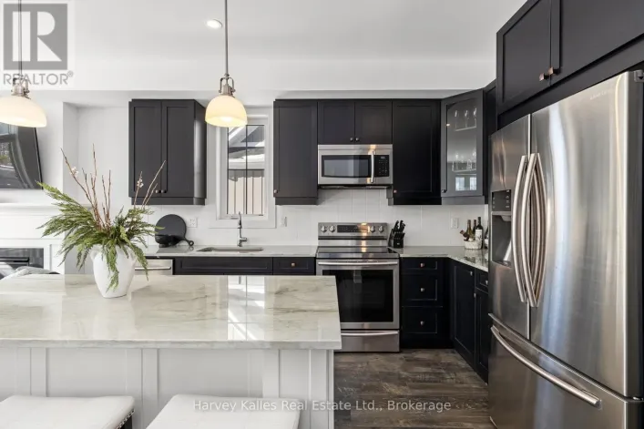 236 YELLOW BIRCH CRESCENT, Blue Mountains