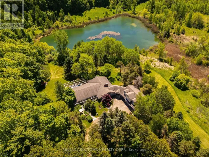 2360 8 SIDE ROAD, Burlington