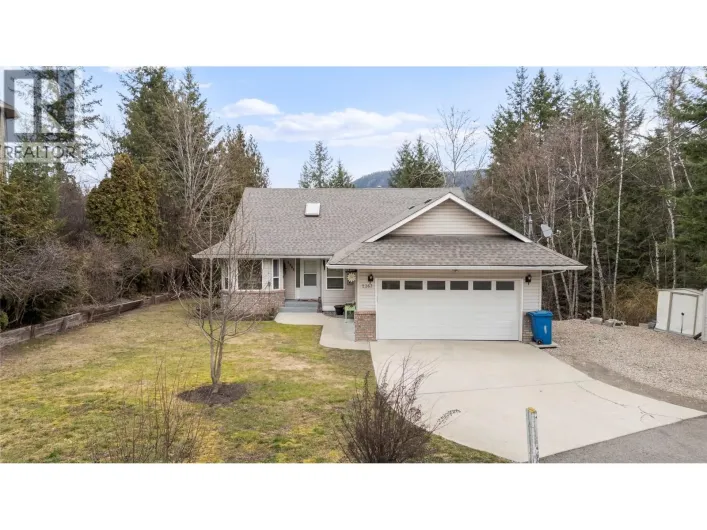 2363 Pleasant Dale Road, Blind Bay