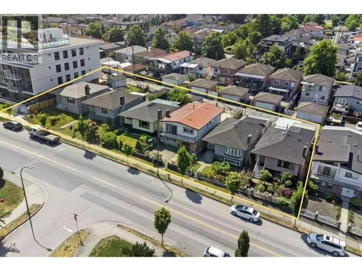 2366 E 33RD AVENUE, Vancouver