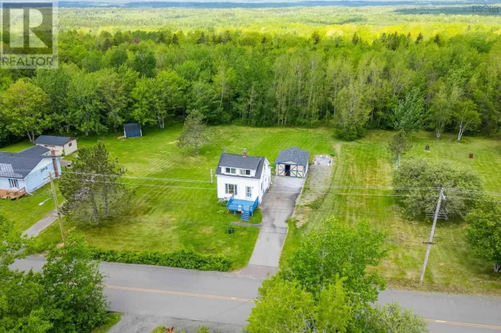 2367 Athol Road, Springhill