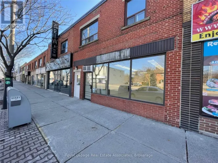 237 LAKESHORE ROAD E, Mississauga