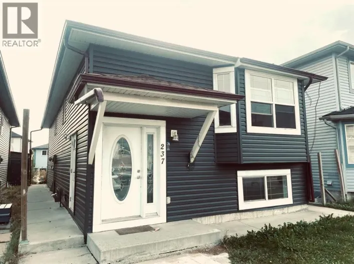 237 Tarawood Close NE, Calgary