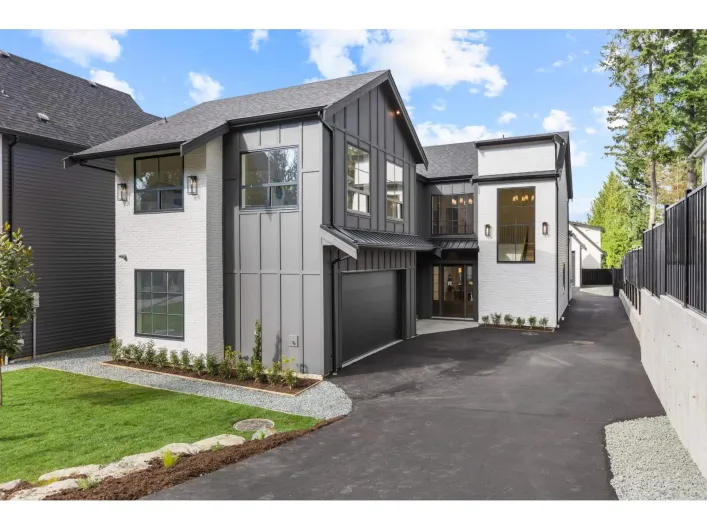 23717 40 AVENUE, Langley