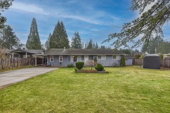 23740 FRASER HIGHWAY, Langley