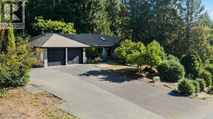 2375 Damascus Rd, Shawnigan Lake