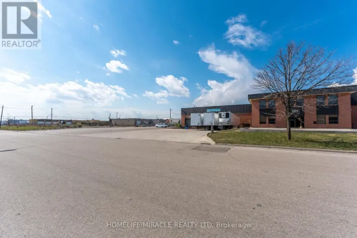 2375 LUCKNOW DRIVE, Mississauga