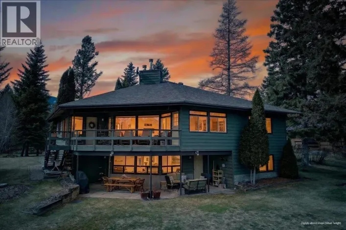 2376 Ruault Road, Invermere