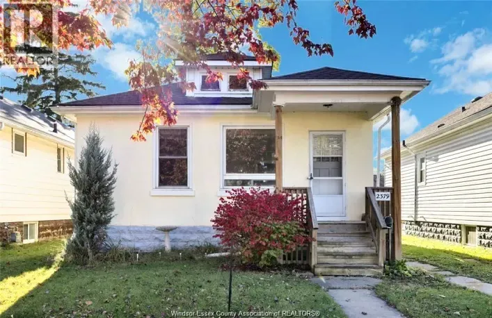 2379 George, Windsor