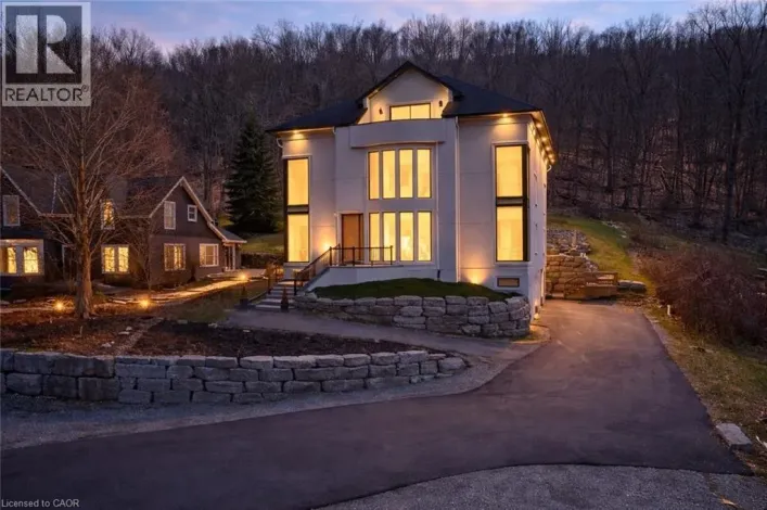 237B MAIN Street W, Grimsby