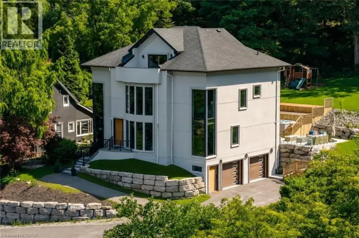 237B MAIN Street W, Grimsby