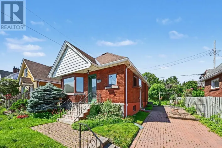 238 FAIRMONT AVENUE, Ottawa