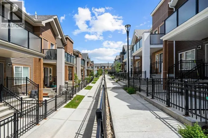 238 Livingston Common NE, Calgary
