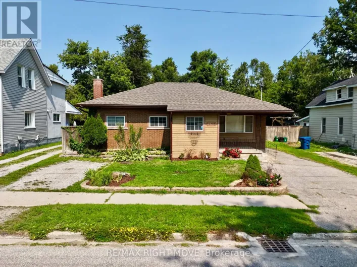 238 MARY STREET, Orillia