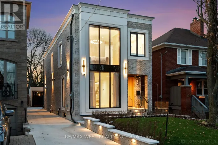 238 MELROSE AVENUE N, Toronto