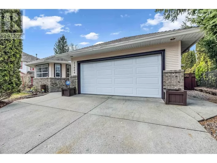 23800 122 AVENUE, Maple Ridge