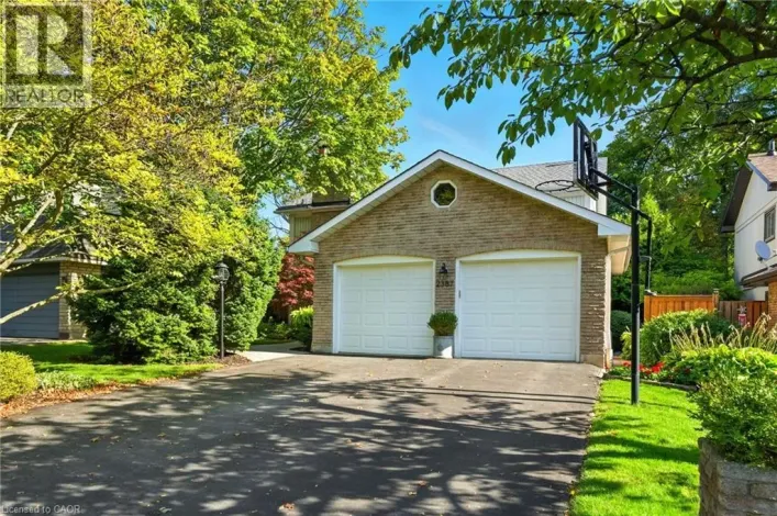 2387 CAVENDISH Drive, Burlington