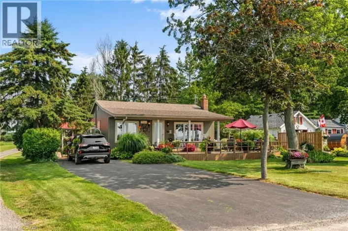 2387 LAKESHORE Road, Dunnville